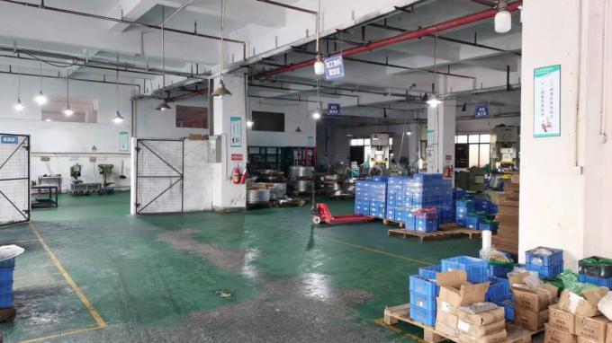 3.8m/min. Snelheid 5 vellen Strip Cut Paper Shredder Draagbare versnippermachine S606B 10